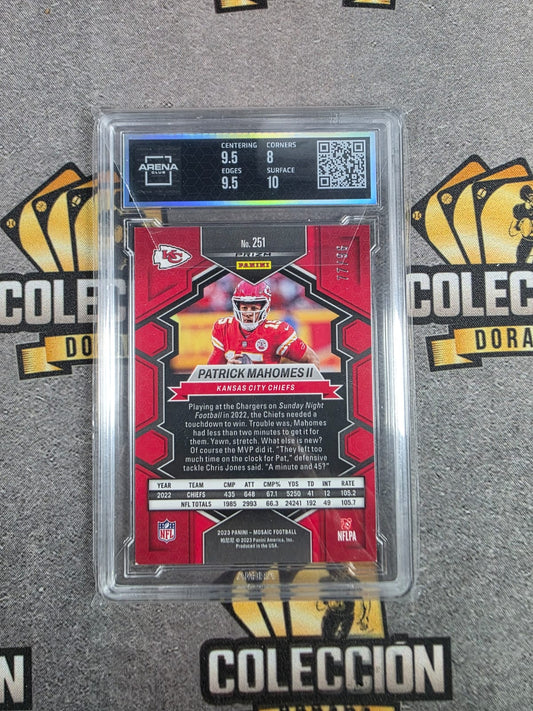 2023 Mosaic Patrick Mahomes II Blue Sparkle Prizm #7/96 Chiefs Arena 8.5